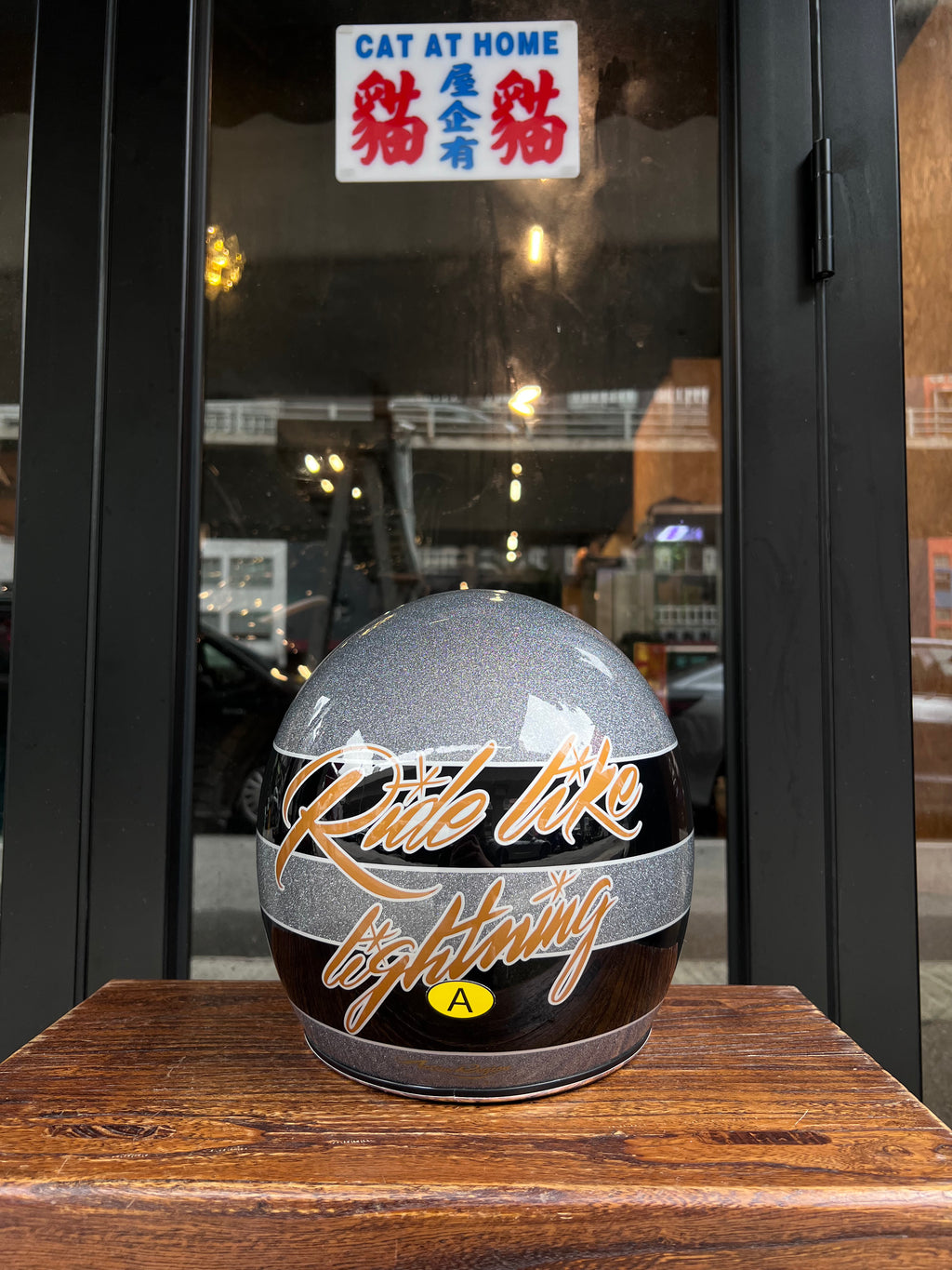 Air Runner "Ride Like Lightning" Script Graphic Full-Face Vintage Helmet