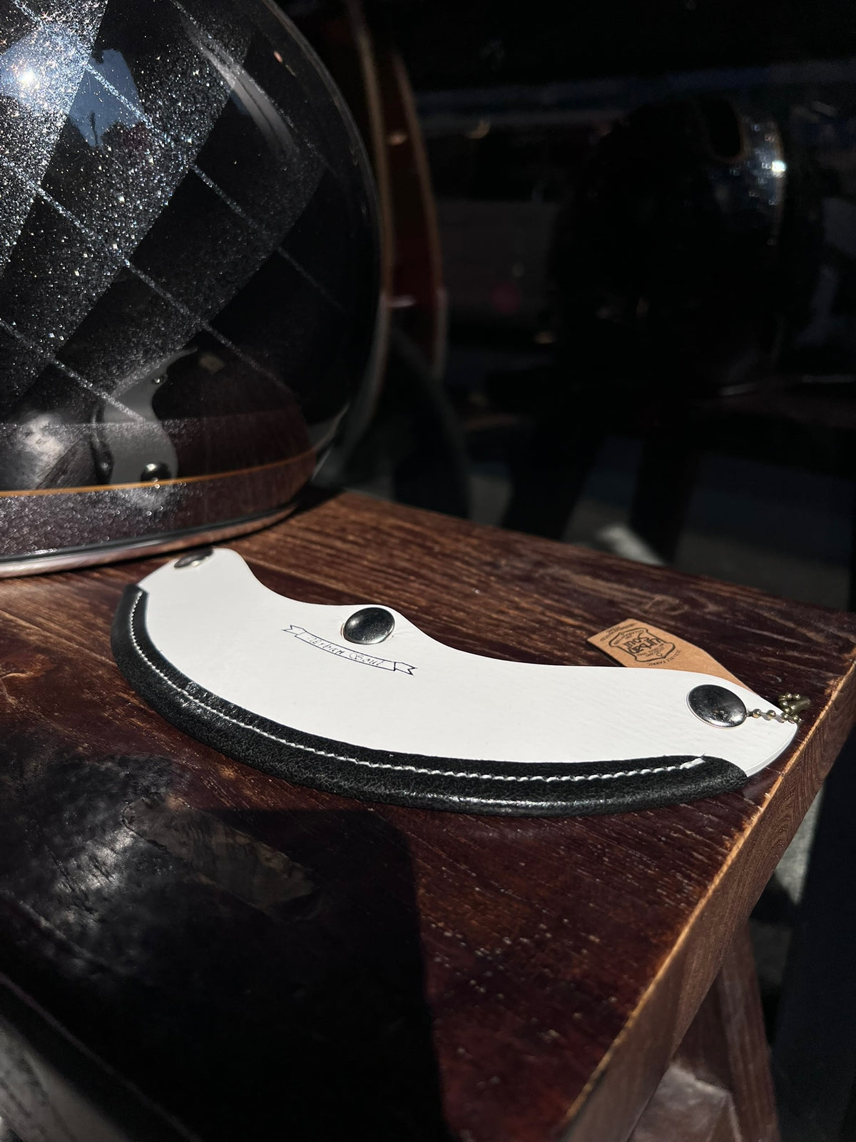 URBAN SOUL MUSE Vintage Short Bound-Edge Leather Helmet Visor - Black & White