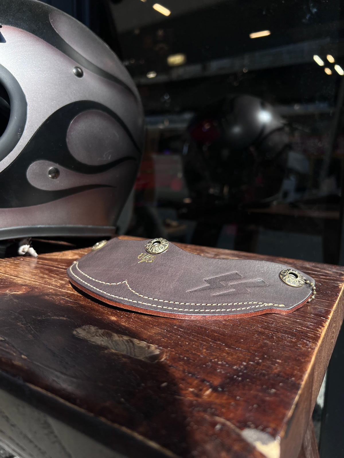 URBAN SOUL Vintage Lightning Stitched Short Leather Helmet Visor - Deep Brown