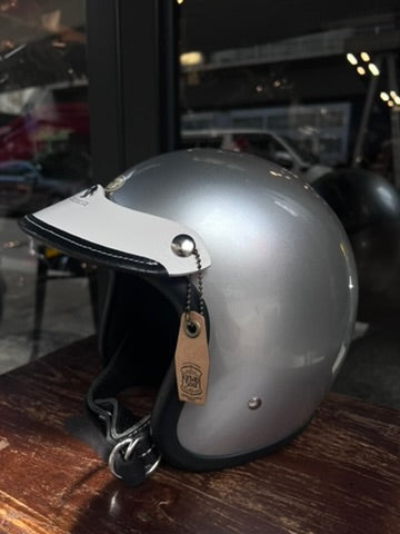 URBAN SOUL MUSE Vintage Short Bound-Edge Leather Helmet Visor - Black & White