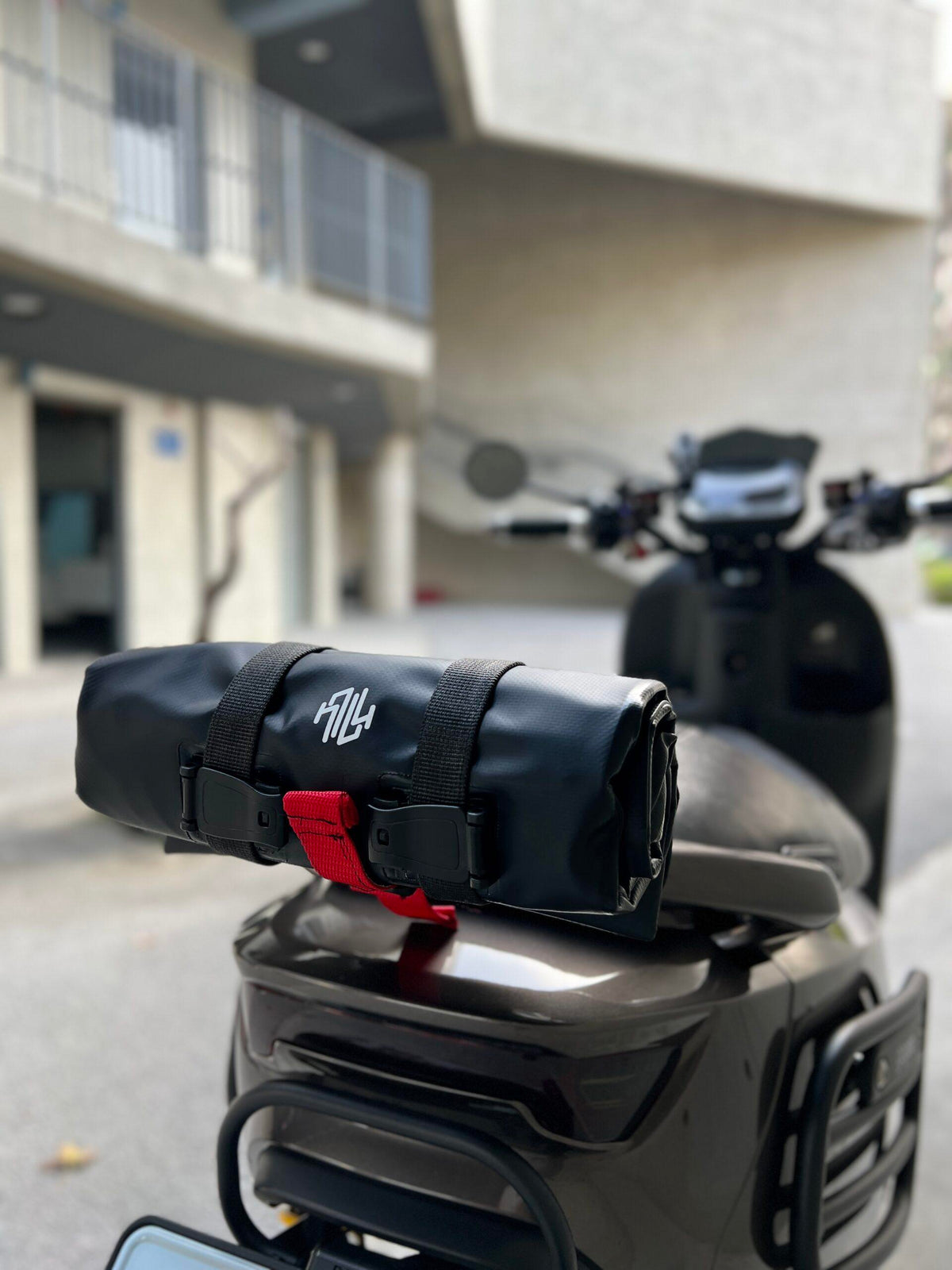 ROROBAG 3.0: The Ultimate Flexible Motorcycle Storage Solution