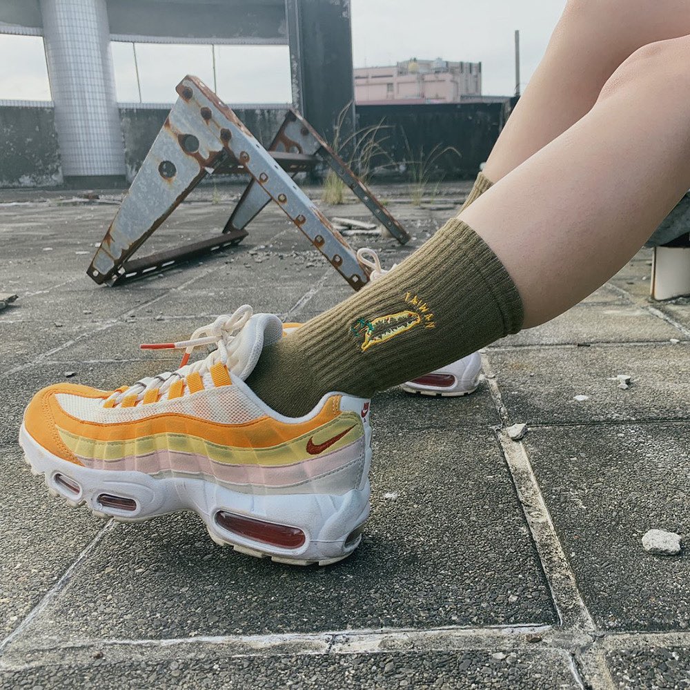 AFTERWORK "Taiwan Map" Embroidered Crew Socks