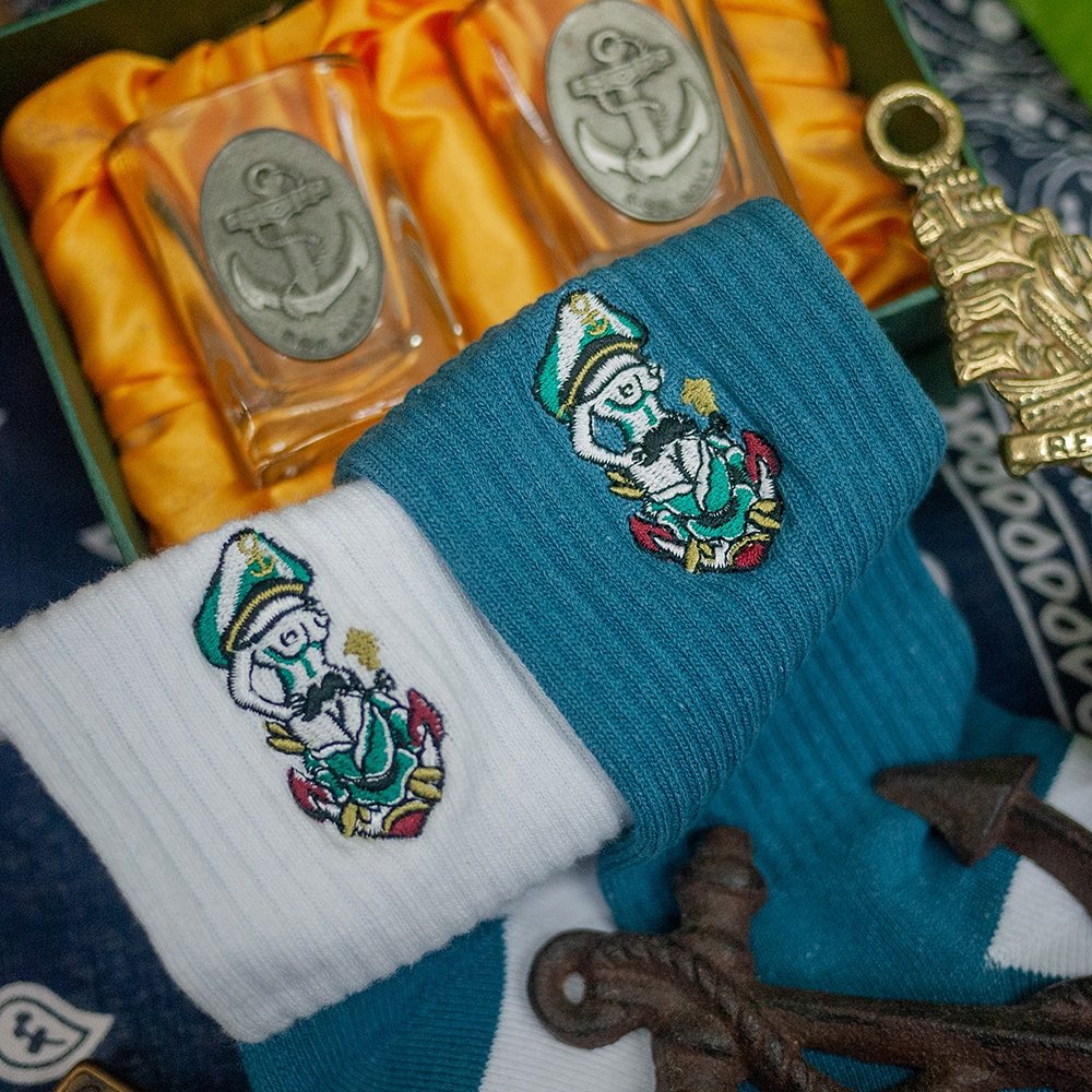 AFTERWORK "Vintage Captain Girl" Embroidered Crew Socks