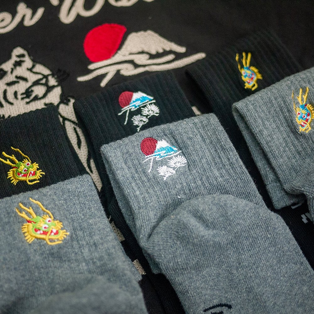 AFTERWORK "Eastern Dragon & Mount Fuji" Embroidered Crew Socks (3-Pack Set)