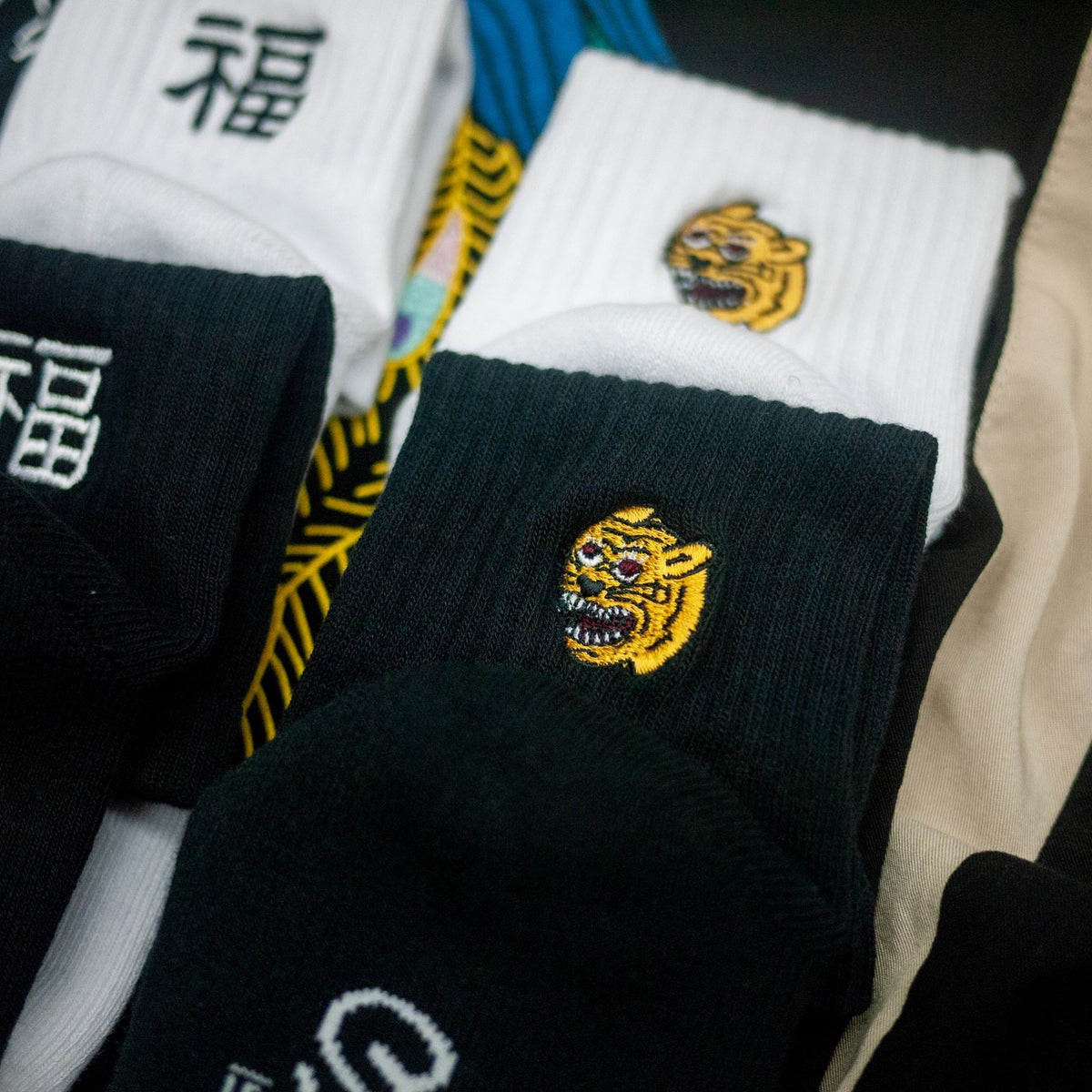 AFTERWORK "Tiger, Panther & Fortune" 3-Pack Embroidered Crew Socks