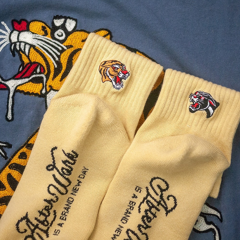 AFTERWORK Tiger & Panther Embroidered Crew Socks