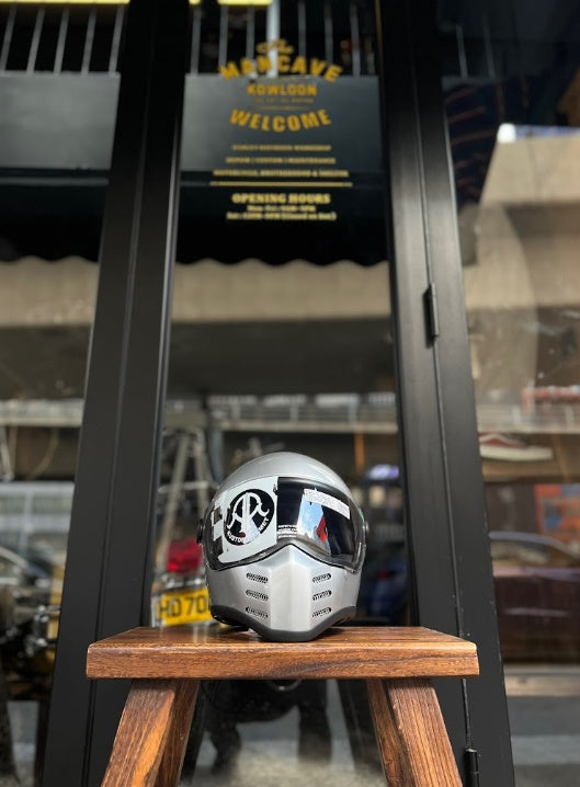 AIR RUNNER Classic Gloss Silver Full-Face Dual-Visor Helmet